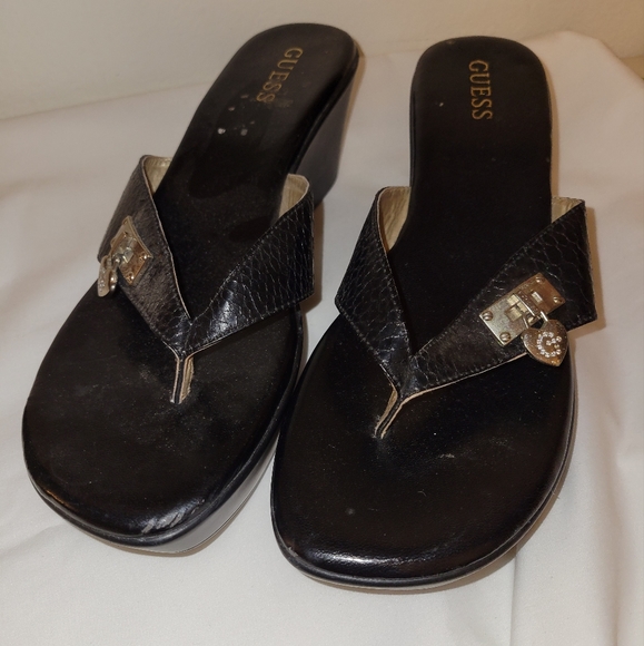 Guess Slip-on shoes - Picture 3 of 8